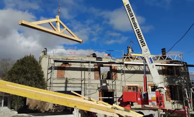 Rénovation de toiture de maison ancienne à Rochetoirin , La Tour-du-Pin, DOUBLIER NICOLAS CHARPENTE